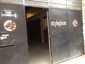 This is the warehouse building where I got my hair done. 
